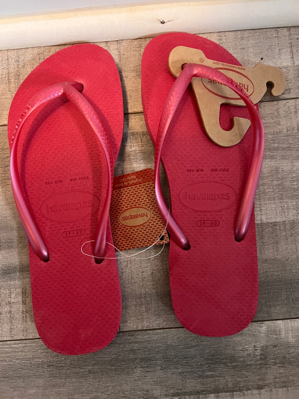 Havaianas Women's Bright Red Slim Flip Flops